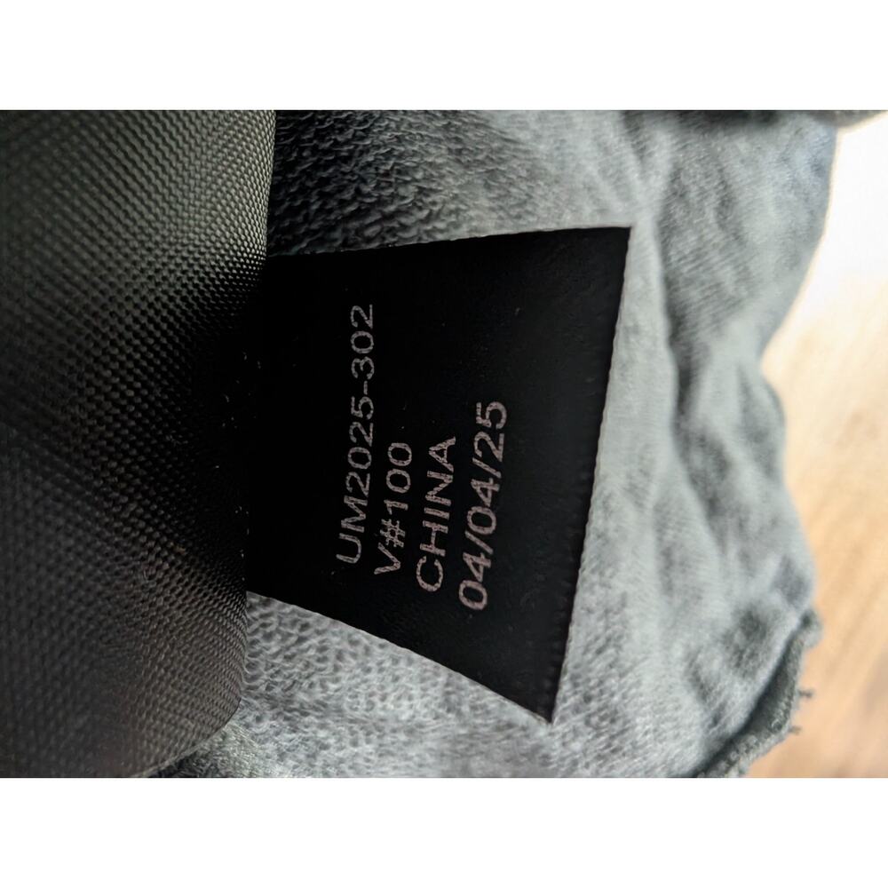 NWT Unbound Merino Hoodie Mens M Dark Gray Compact Travel Long Sleeve Full Zip - Picture 5 of 5